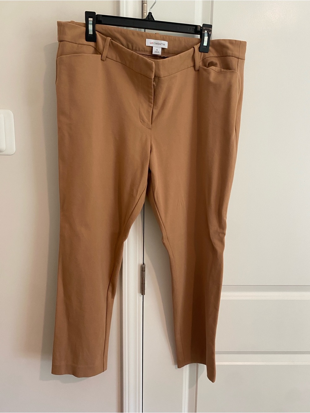 Liz Claiborne Tan Cropped Slim Jeans